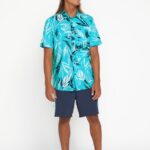 camisa de manga corta con hojas sangrantes azul eléctrico Z44ZX163 ropa hombres