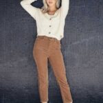 pantalones rectos colocados moca Z44ZX917 ropa mujer