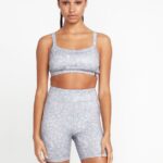 Vivió en pantalones cortos de bicicleta de salón rayo de luna Z44ZX951 ropa mujer